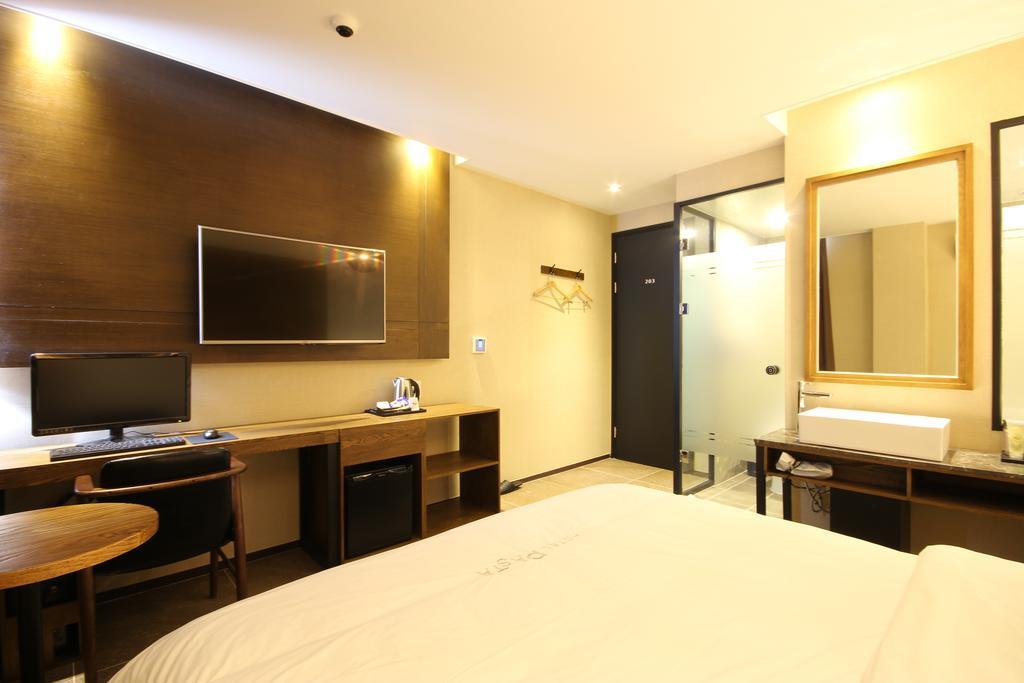 โรงแรมพาสต้า จินเฮ ชางวอน ภายนอก รูปภาพ